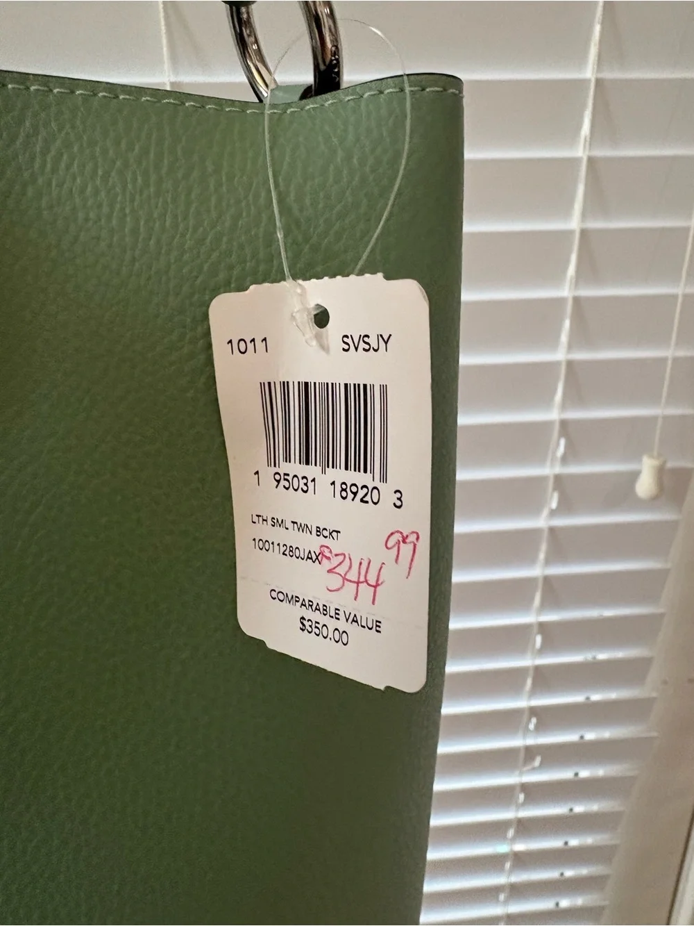 Coach Town 22 green Pebbled Leather Shoulder Bag